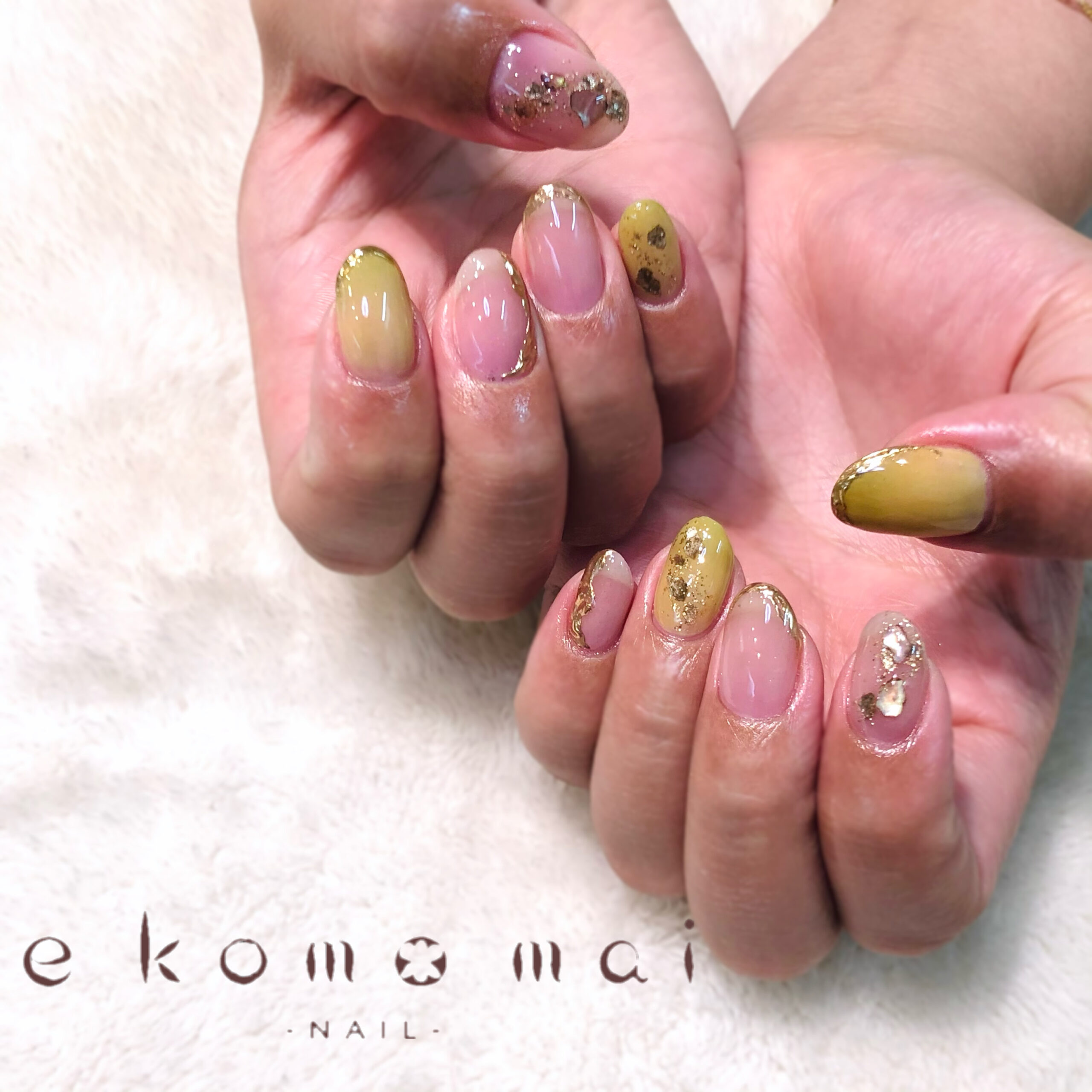 ミラーのニュアンスネイル 溝の口ネイルサロン E Komo Mai エコモマイ