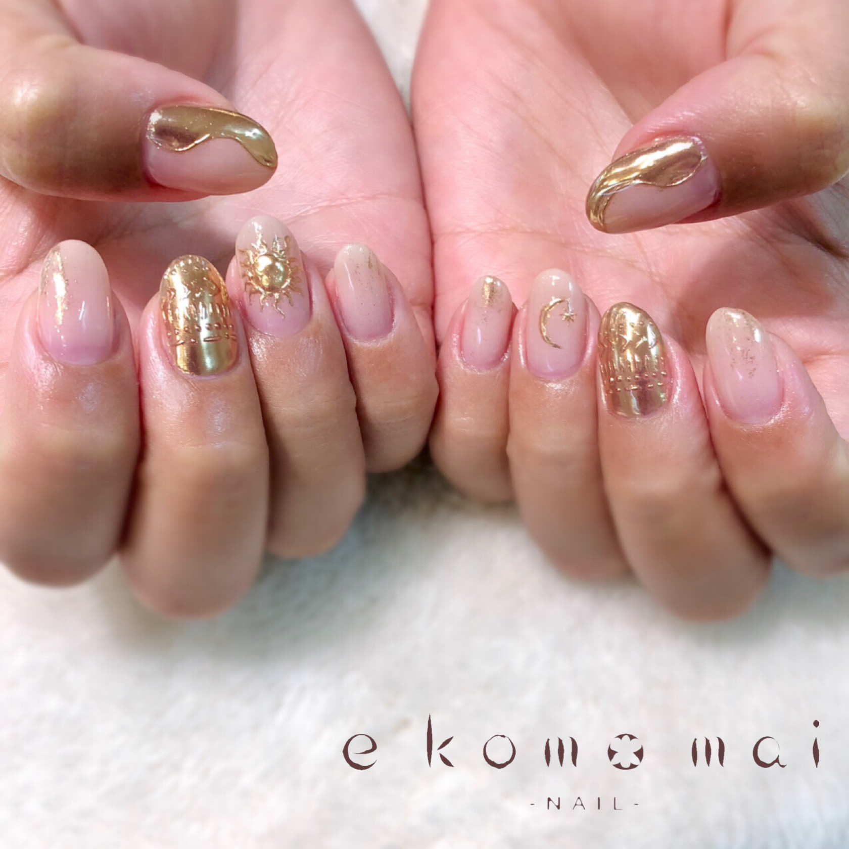 ゴールドデザインネイル 溝の口ネイルサロン E Komo Mai エコモマイ