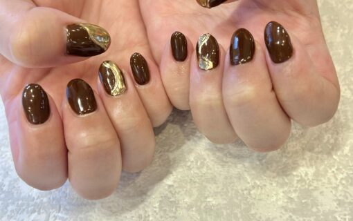 溝ノ口ネイルサロン　ミラーネイル 秋ネイル