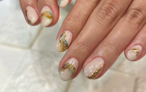溝ノ口ネイルサロン　ニュアンスネイル　インクネイル　ミラーネイル　　