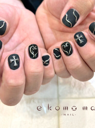 溝ノ口ネイルサロン　ニュアンスネイル　クロムネイル　ミラーネイル　
