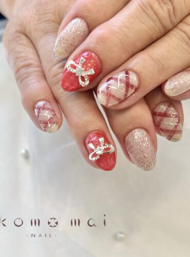 溝ノ口ネイルサロン　ガーリーネイル　パーツネイル　春ネイル