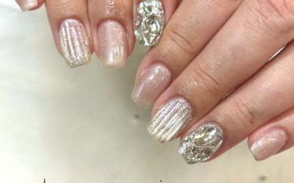 溝ノ口ネイルサロン　ニュアンスネイル　マグネットネイル　ミラーネイル　シェルネイル　バカラネイル 夏ネイル