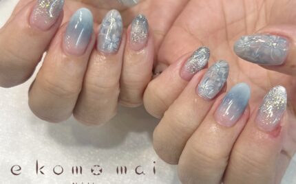 溝ノ口ネイルサロン　綺麗めネイル　フラワーアートネイル　ラメグラデーションネイル　グラデーションネイル　夏ネイル
