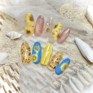 溝ノ口ネイルサロン　ニュアンスネイル　マグネットネイル　ミラーネイル　シェルネイル　ひまわりネイル 夏ネイル