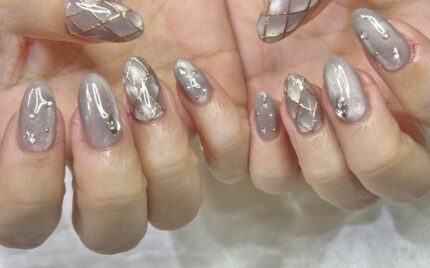 溝ノ口ネイルサロン　ニュアンスネイル　マグネットネイル　ミラーネイル　キルティングネイル　キラキラネイル　冬ネイル