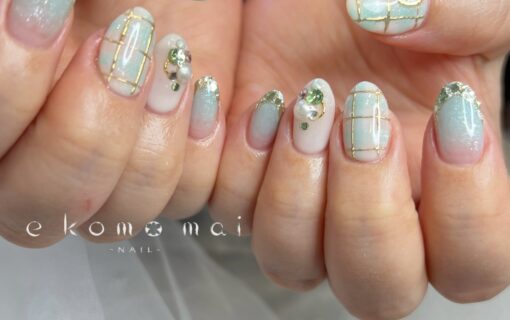 溝ノ口ネイルサロン　ニュアンスネイル　チェックネイル　ミラーネイル　ガラスフレンチネイル　グリーンネイル　春ネイル