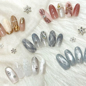 溝ノ口ネイルサロン　パラジェル　フィルイン　ネイル　 秋ネイル フレンチネイル 秋ネイル　ニュアンスネイル　アートネイル　手書きネイル　シーズンネイル 冬ネイル