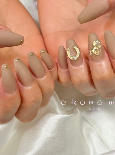 溝ノ口ネイルサロン　パラジェル　フィルイン　ネイル　 秋ネイル フレンチネイル 秋ネイル　ニュアンスネイル　アートネイル　ニュアンスネイル　干支ネイル