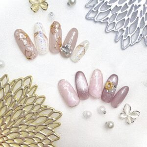 溝ノ口ネイルサロン　パラジェル　フィルイン　ネイル　マグネットネイル　オフィスネイル　シンプルネイル　　マグネットネイル 桜ネイル