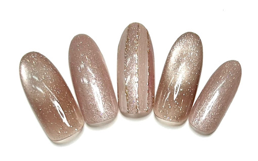 溝ノ口ネイルサロン　パラジェル　フィルイン　ネイル　マグネットネイル　オフィスネイル　シンプルネイル　　マグネットネイル フレンチネイル